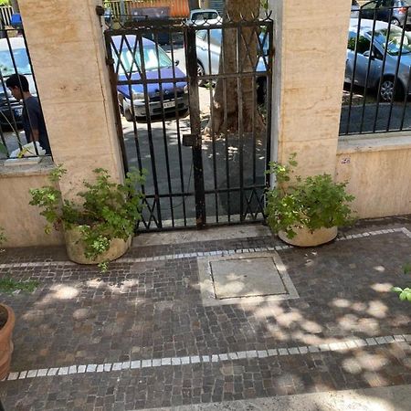 Edo Apartament Lido di Ostia Eksteriør bilde